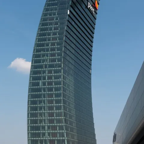 torre-pwc_photo-courtesy-david-bombelli.jpg